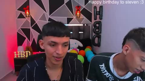 Snapshot of juan_nd_steven chatting on 05-27-26, 09:12 JuanSteven online show from 05-27-26, 09:12