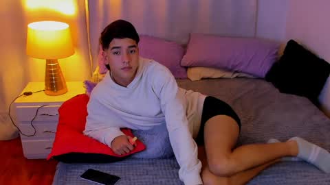 juan_one1 online show from 03-31-26, 08:15