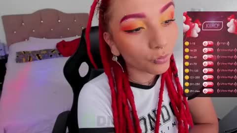 Snapshot of juana_tropic chatting on 01-07-26, 08:00 Juana Fer online show from 01-07-26, 08:00