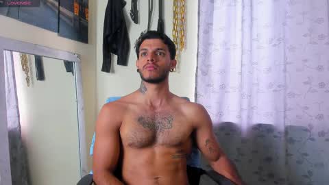 Juan Esteban online show from 02-18-25, 12:49