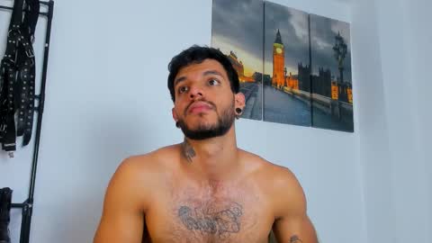 Juan Esteban online show from 10-08-25, 06:22