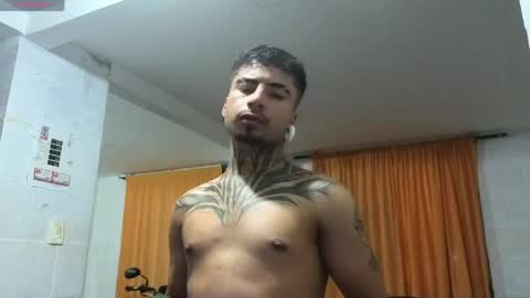 juancamilo66_ online show from 05-10-26, 02:28