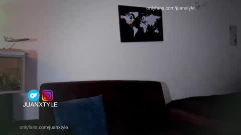 . online show from 09-27-25, 02:33