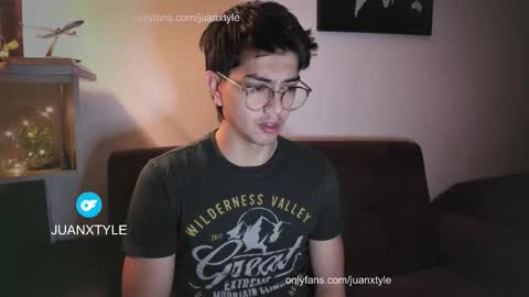 . online show from 10-15-25, 04:18