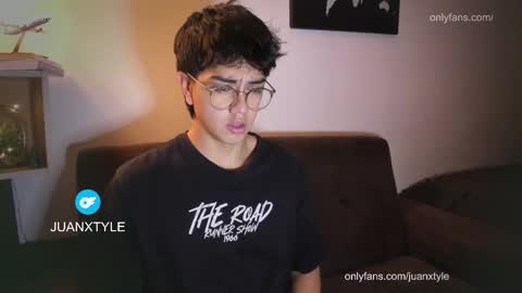 . online show from 10-25-25, 02:19