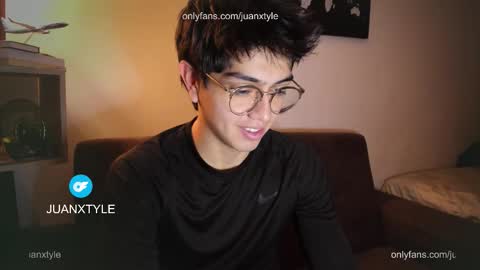 . online show from 12-22-25, 01:24