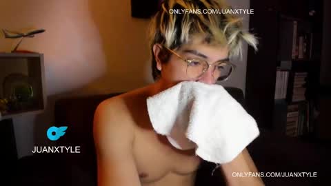 . online show from 06-04-26, 08:26