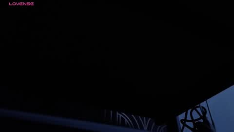 Snapshot of juandiamonds chatting on 02-25-26, 12:59 Juan David online show from 02-25-26, 12:59