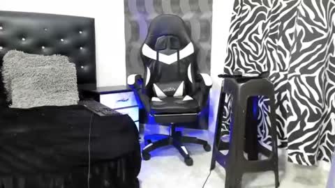 Juan Diego Uribe online show from 02-14-25, 11:42