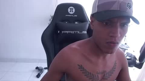 Snapshot of juandiegosv chatting on 06-21-26, 05:37 juandiegosv online show from 06-21-26, 05:37