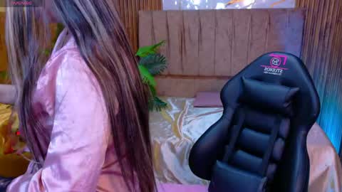 JUANITA online show from 06-05-26, 11:27