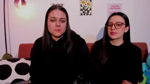 juanitaaa_ online show from 06-02-26, 04:47