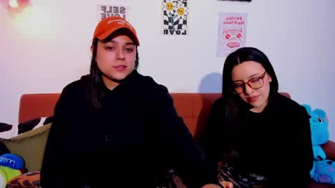 juanitaaa_ online show from 06-22-26, 04:09