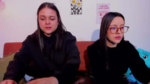 juanitaaa_ online show from 06-24-26, 08:41