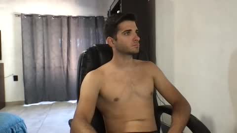 Snapshot of juanmamestre94 chatting on 02-21-25, 02:06 juanmamestre94 online show from 02-21-25, 02:06