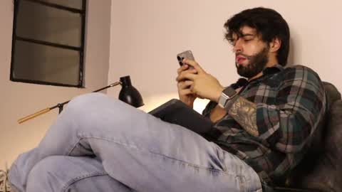 juanmilano online show from 05-30-26, 01:57