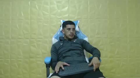 juanperez1999777 online show from 09-17-25, 10:22