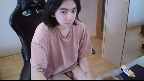 Aoi online show from 12-09-24, 01:51