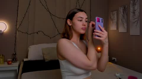 Angelica online show from 09-11-25, 01:39