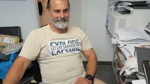 Giovanni50pro online show from 09-10-25, 05:57