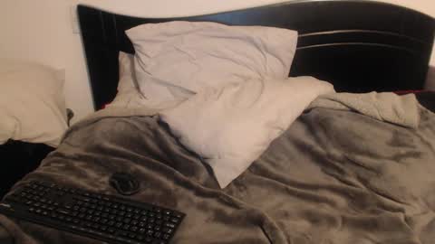 Juan Alcal online show from 12-22-24, 06:06