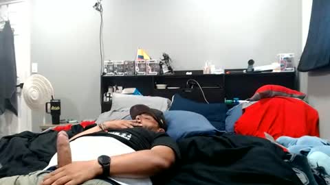Juiceepawwg420 online show from 06-19-26, 05:50