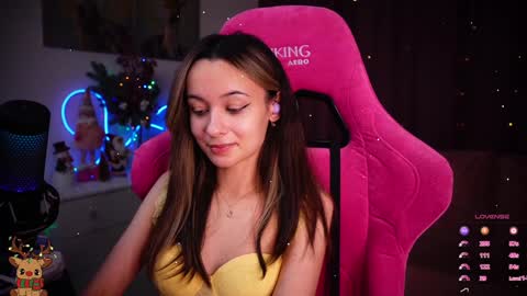 Angelina online show from 01-15-25, 09:51