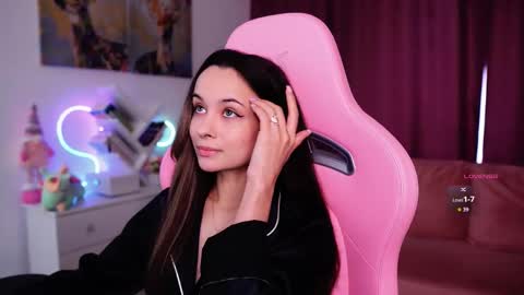 Angelina online show from 09-15-25, 10:48