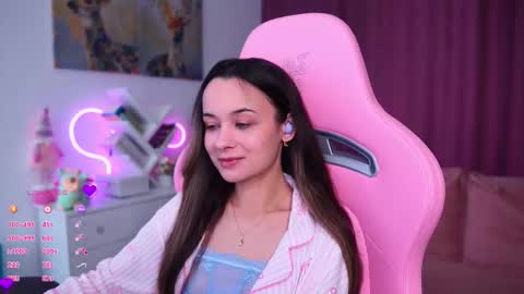 Angelina online show from 10-09-25, 09:51