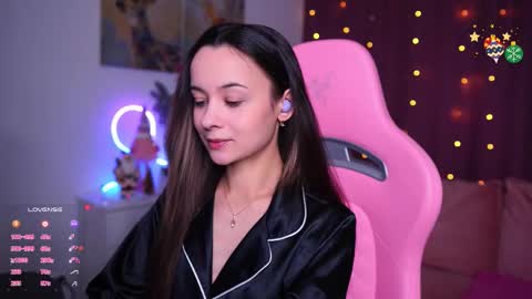 Angelina online show from 12-20-25, 11:28