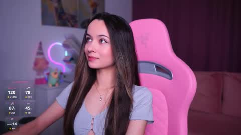 Snapshot of juicy___angel chatting on 02-23-26, 02:36 Angelina online show from 02-23-26, 02:36