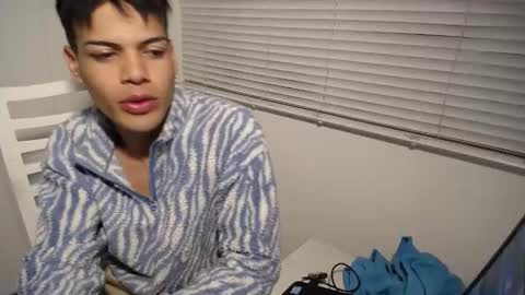 Snapshot of juicy_boy22 chatting on 01-22-25, 02:59 Miguel online show from 01-22-25, 02:59