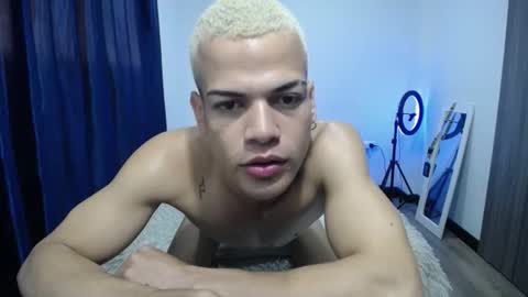 Snapshot of juicy_boy22 chatting on 10-08-25, 07:22 Miguel online show from 10-08-25, 07:22