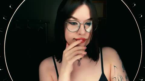 Bella online show from 11-17-25, 09:20