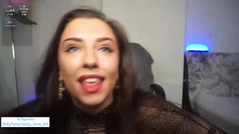 Snapshot of juicy_jane_uk chatting on 02-18-25, 09:21    online show from 02-18-25, 09:21
