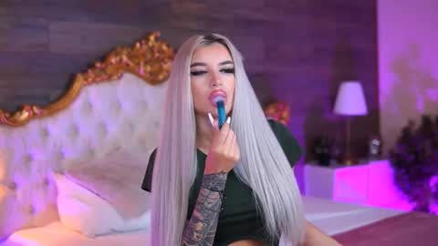 Jessye online show from 10-10-25, 07:46