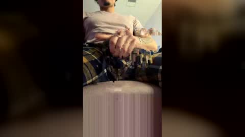 juicyboy97 online show from 04-01-26, 06:27