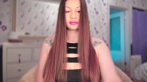 Elena online show from 10-15-25, 07:19