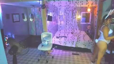 Snapshot of juicyjayxxx69 chatting on 09-25-25, 04:49 juicyjayxxx69 online show from 09-25-25, 04:49