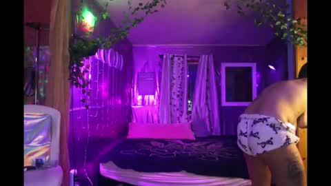 Snapshot of juicyjayxxx69 chatting on 11-08-25, 03:50 juicyjayxxx69 online show from 11-08-25, 03:50