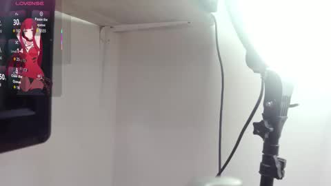 juicykitten1 online show from 09-19-25, 11:11