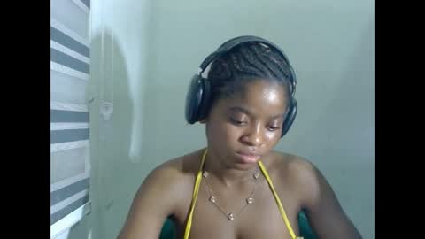 juicynpinkx online show from 04-04-26, 11:13