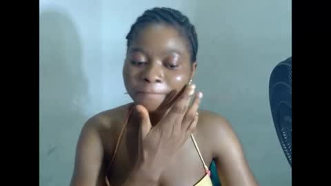 juicynpinkx online show from 04-08-26, 10:21