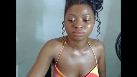 juicynpinkx online show from 04-18-26, 08:29