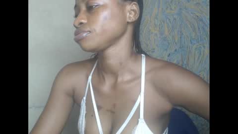 juicypiexx online show from 02-20-25, 11:54