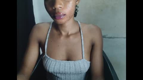 juicyxpussyxx online show from 07-27-26, 09:33