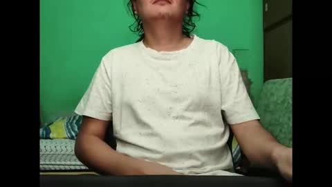 jujenioo online show from 05-14-26, 03:35