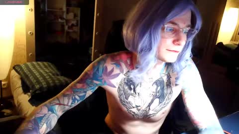 Snapshot of juleea_doll chatting on 04-21-26, 06:55 Julia online show from 04-21-26, 06:55