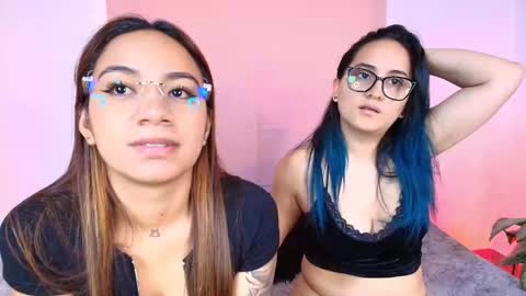 Jules and Gia online show from 10-27-25, 06:12