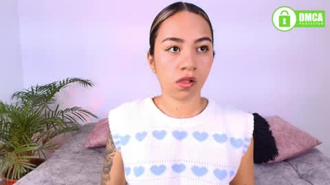 Jules and Gia online show from 04-09-26, 02:00